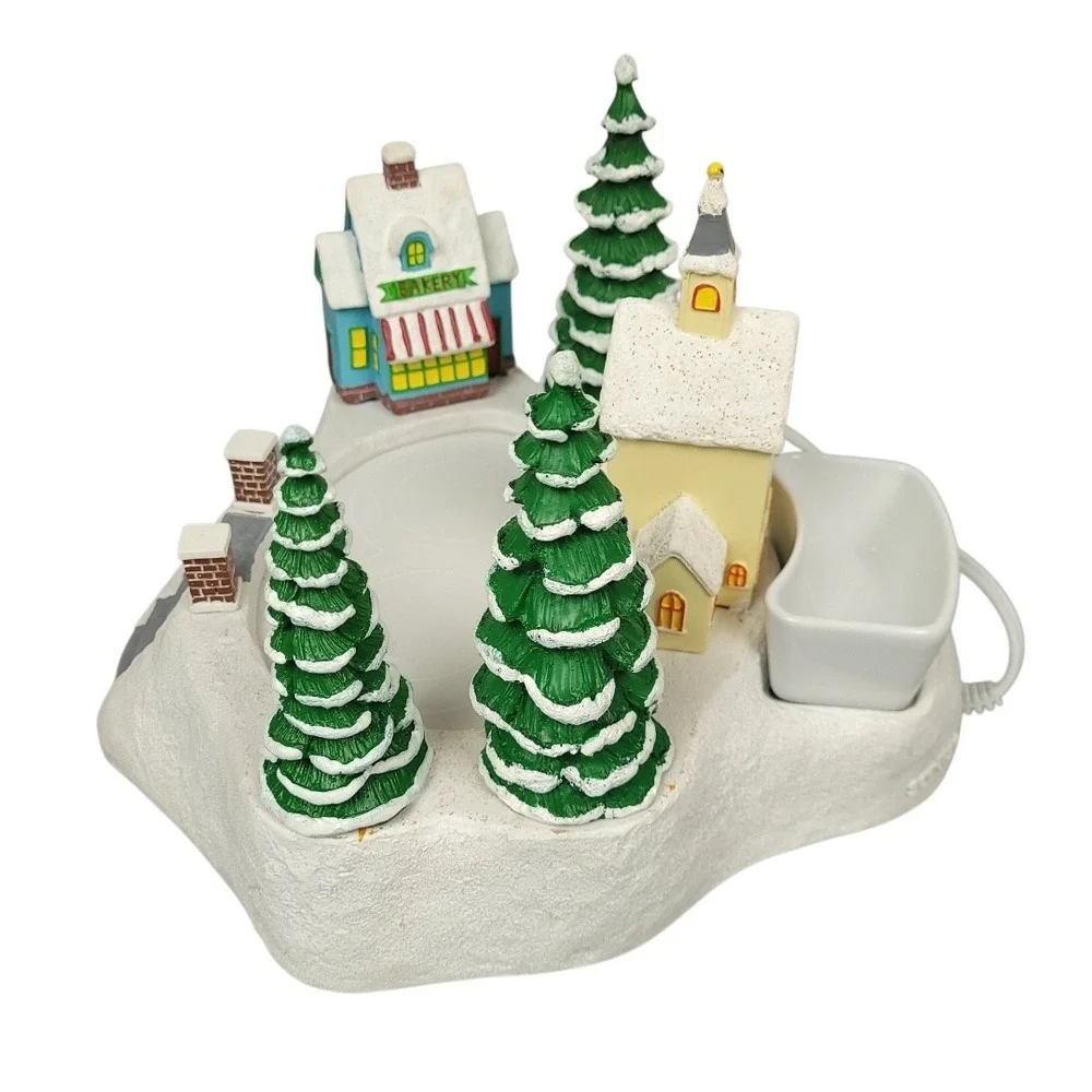 Scentsy Skate The Day Away 2021 Holiday Warmer w/ Moving Skaters Xmas Open Box